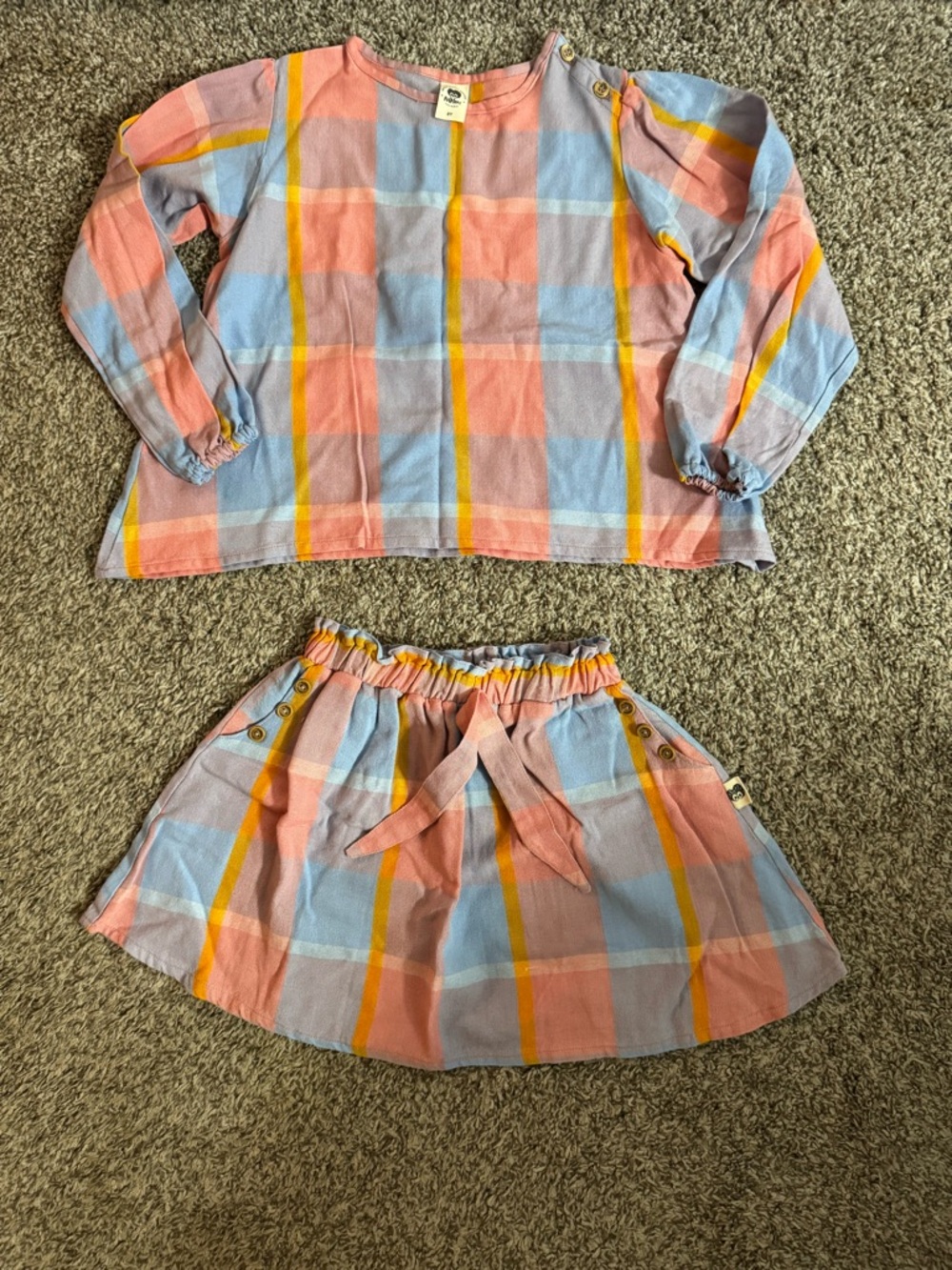 Folklore Las Niñas Artisan Girls Plaid Long Sleeve Top Size 8 and Skirts Size 7